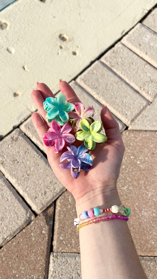 Mini Honolulu Hair Claw Clip